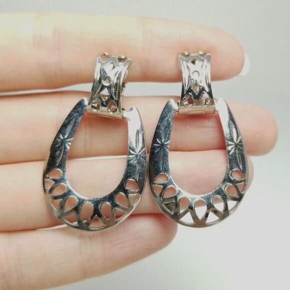 Vintage Silver Tone Door Knocker Style Stud Earrings, Cut Out Design, Estate - Picture 1 of 6